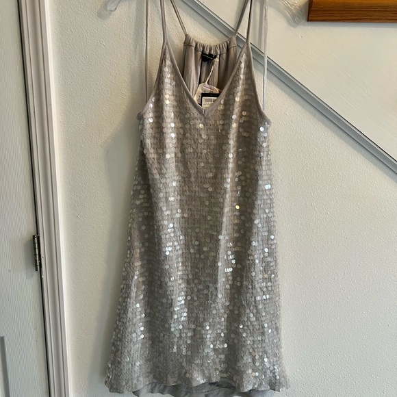 Club Monaco Dresses & Skirts - Club Monaco sequin dress nwt retail $300.
